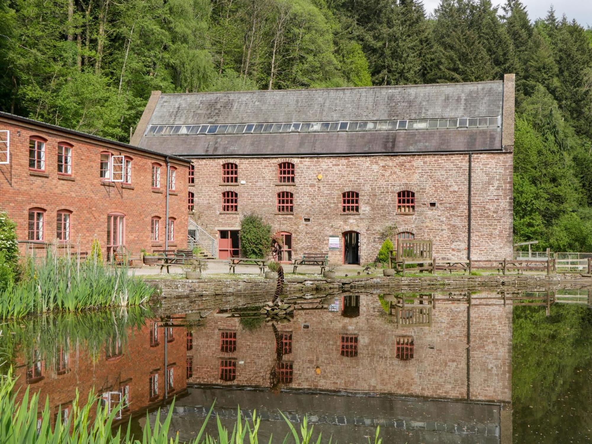Rose Cottage Lydney Exterior foto